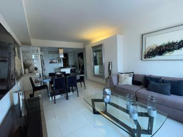 Precioso departamento, remodelado, en renta en Residencial Miyana