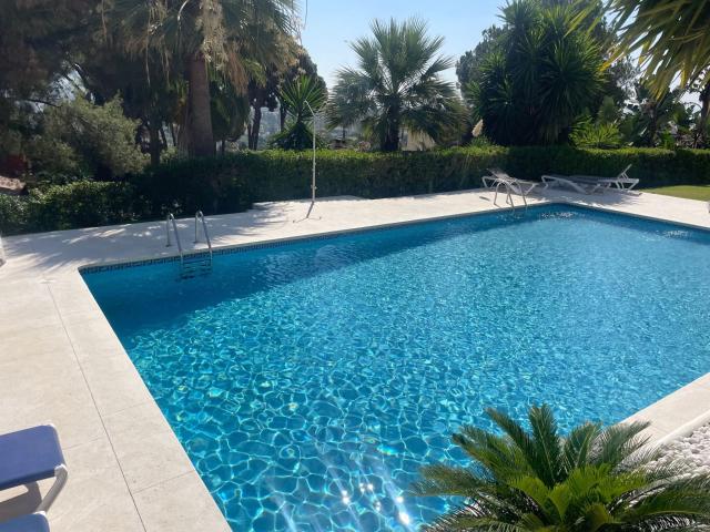 Precioso dúplex en Nueva Andalucía, Agrupados de Las Brisas. 200m² Marbella