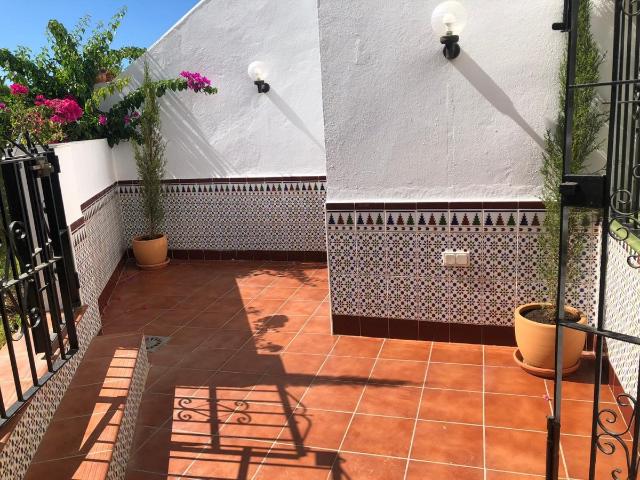 ¡PRECIOSO DUPLEX SIN AMUEBLAR EN AÑORETA BAJA!