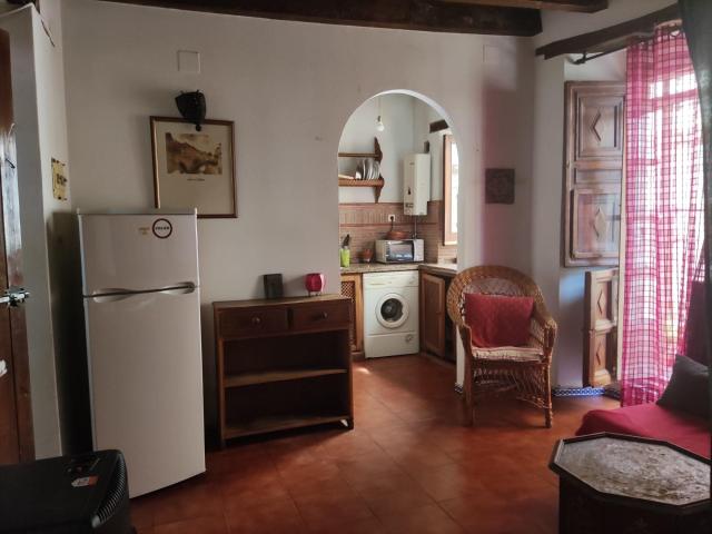 PRECIOSO ESTUDIO EN EL ALBAICIN