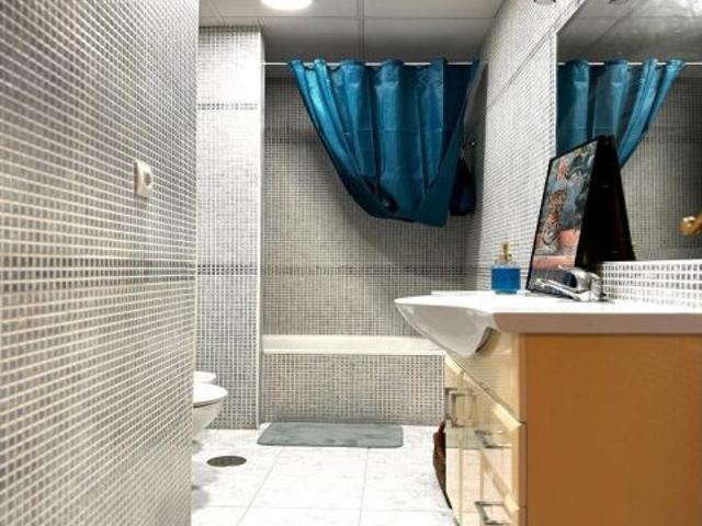 Precioso piso con licencia turistica junto a Plaza Regina
