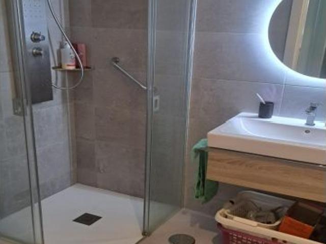 Precioso piso con piscina privada y vista al mar