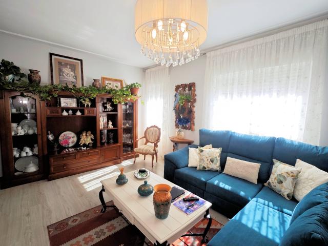 Precioso piso de 3 Dormitorios en esquina con 2 baños