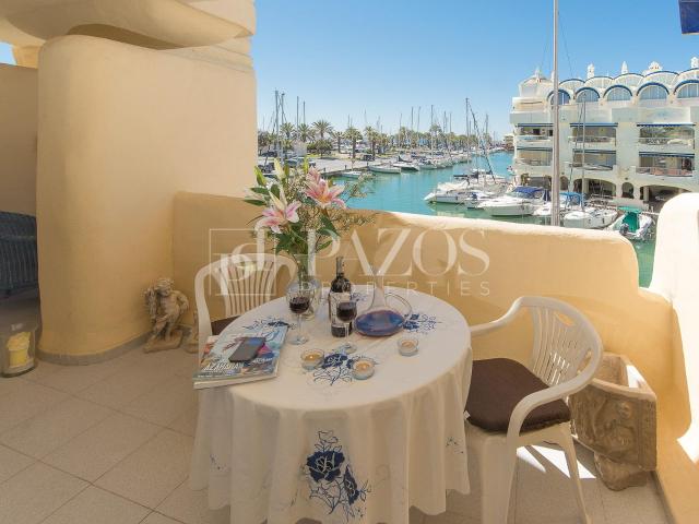 PRECIOSO PISO EN PUERTO MARINA