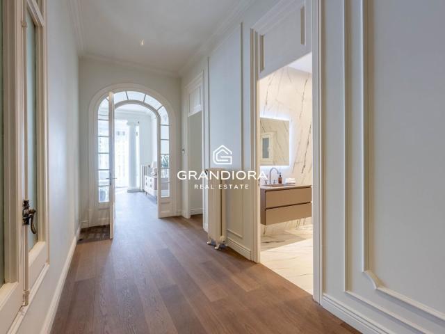 Precioso piso reformado de 200 m2 en zona super tranquila de. 202m² Barcelona
