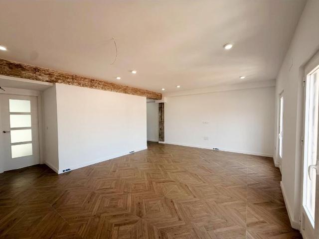 ¡PRECIOSO PISO REFORMADO EN PLENO CENTRO DE JAÉN!