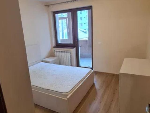 Precista apartament 70 mp, 3 camere, decomandat, de inchiriat, Cod 162944