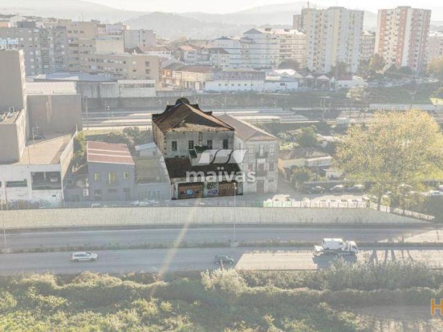 Prédio com Potencial de transformação em Alojamento para Estudantes em Maximinos, Braga | 26084063548