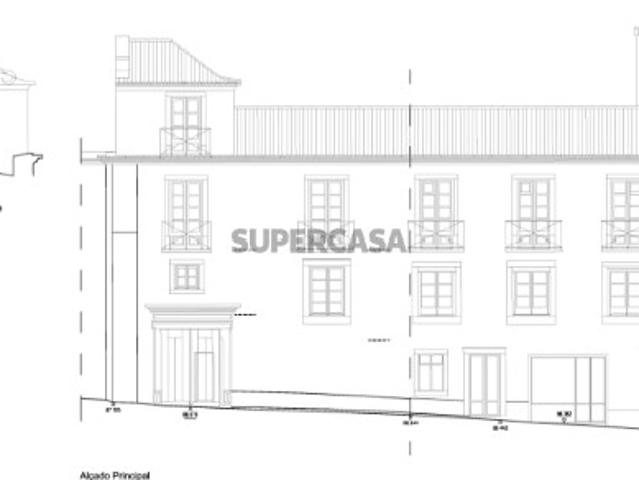 Prédio com Projeto Aprovado no Castelo S. Jorge | Wallis Real Estate
