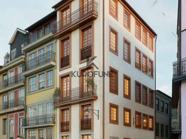 PREDIO COM PROJETO APROVADO PARA RECUPERAR NA SÉ DO PORTO | 26084064271