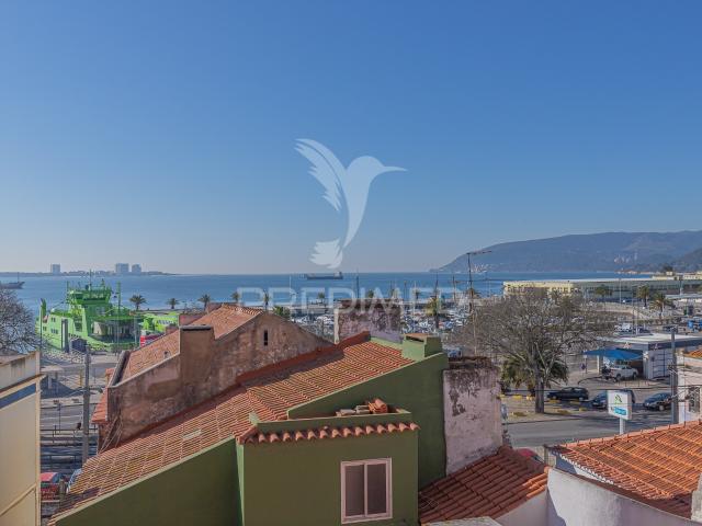 Prédio com Projeto em Fase Final de Aprovação Centro Histórico de Setúbal
