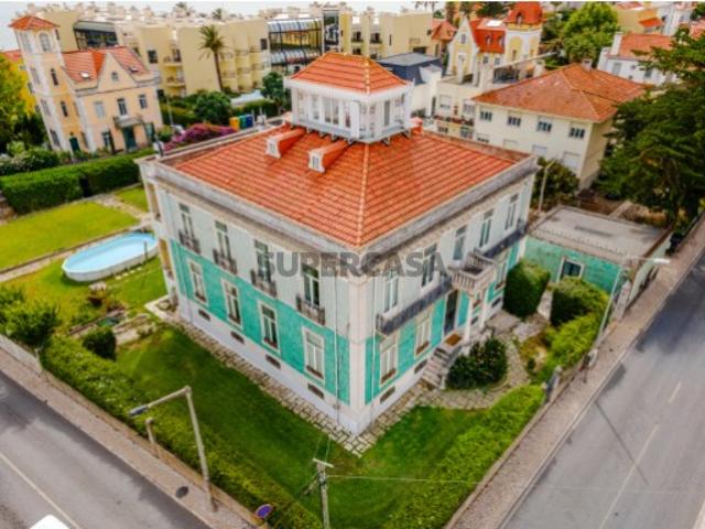 Prédio com 14 quartos em Cascais e Estoril para venda