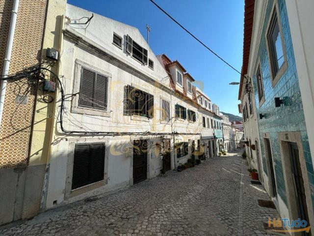 Predio Com 2 Apartamentos no Centro da vila A 1 min da Praia | 26054038704