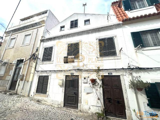 Predio Com 2 Apartamentos no Centro da vila A 1 min da Praia | 26084038704