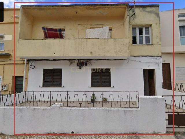 Prédio com 2 Apartamentos T3 – Excelente oportunidade de investimento