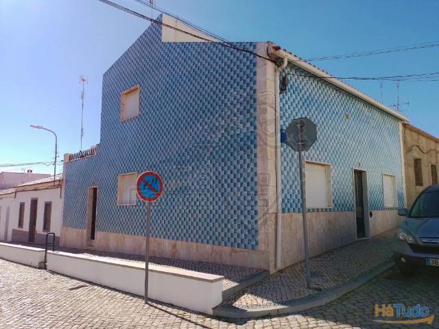 Prédio com 2 Moradias e Terraços | 26083556225