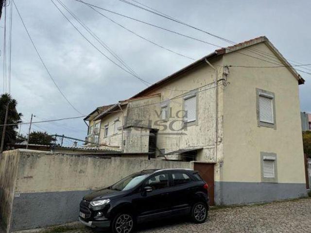 Prédio com 5 casas em Canidelo V.N. de Gaia. | 26084094469