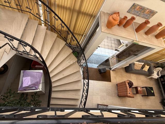 Prédio Comercial, Riachos, Torres Novas | BPI Expresso Imobiliário