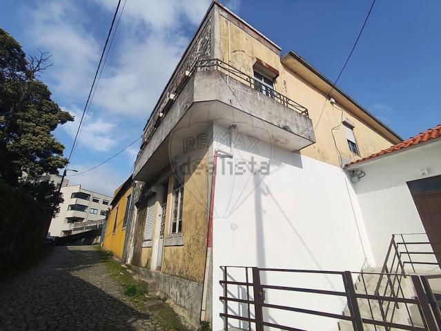 Prédio, Campanhã
