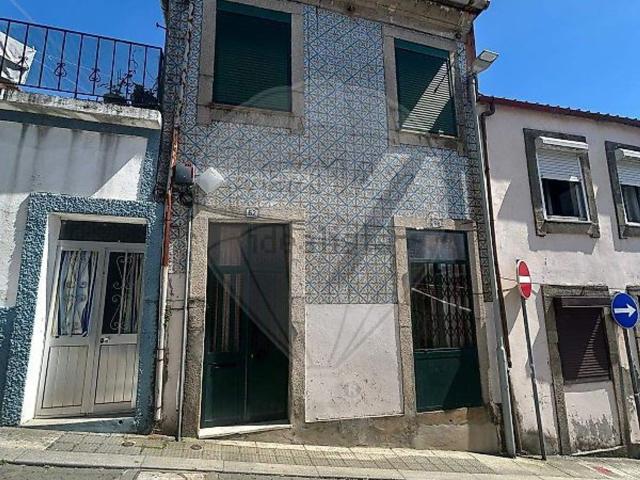 Prédio, Campanhã