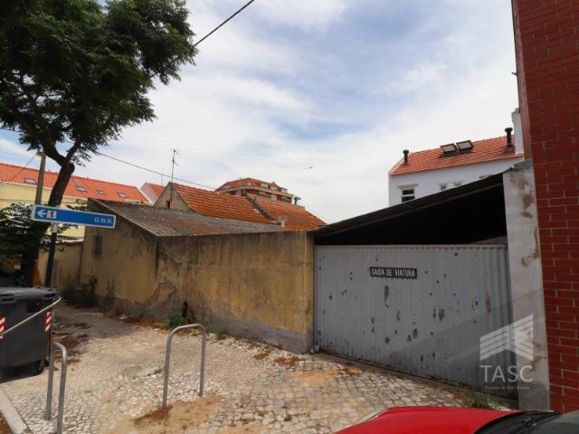 Prédio, Caparica e Trafaria, Almada | BPI Expresso Imobiliário