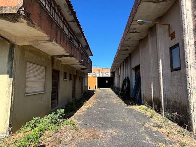 Prédio, Casais e Alviobeira