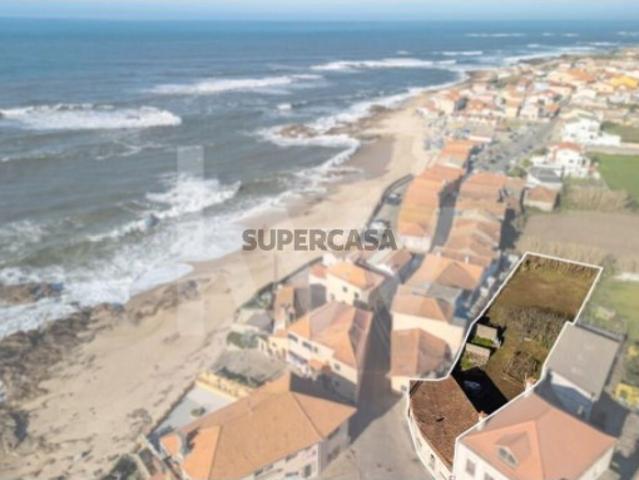 ️ Prédio centenário em primeira linha de mar oportunidade única em Vila Chã