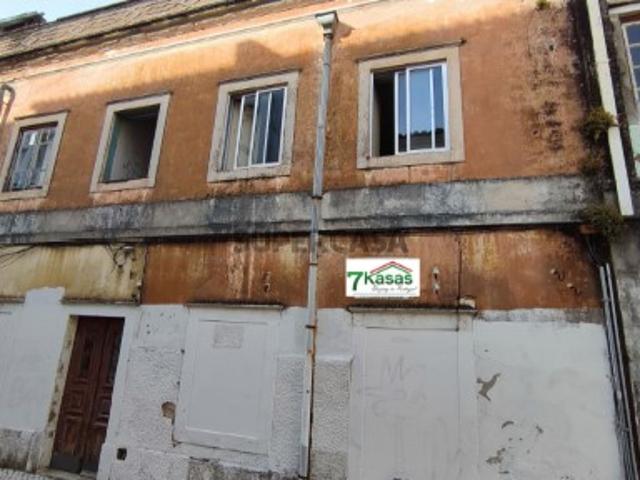 Prédio c/ 6 Apartamentos Caldas da Rainha