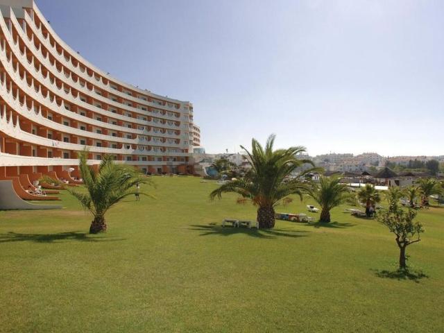 Prédio, Centro da Cidade, Albufeira e Olhos de Água