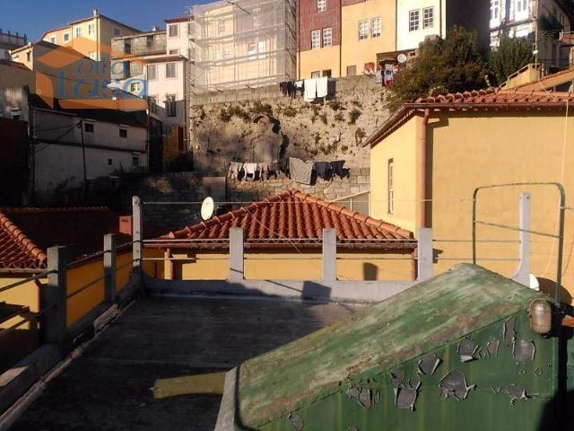 Prédio Centro Histórico Miragaia Junto à Alfandega do Porto 240m² Cedofeita, Santo Ildefonso, Sé, Miragaia, São Nicolau e Vitória