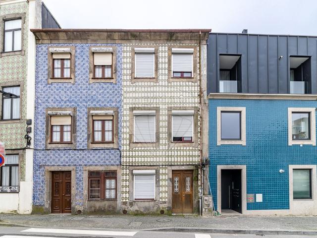 Prédio à venda em Vila Nova de Gaia