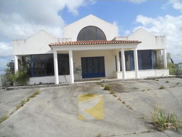 Prédio à venda em concelho de Alcanena, Santarém, Portugal