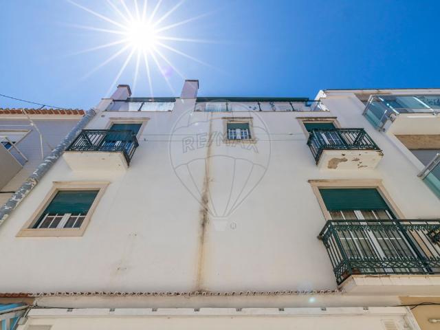 Prédio à venda em Nazaré