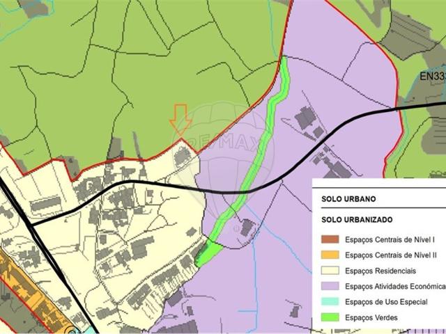 Prédio à venda em Oliveira do Bairro