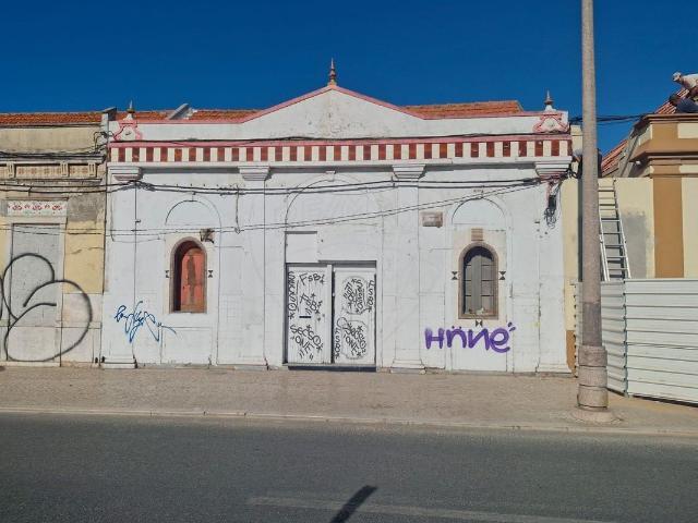 Prédio à venda em Setúbal