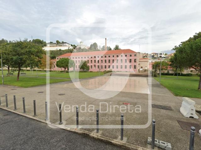 Prédio, Alenquer Santo Estêvão e Triana, Alenquer | BPI Expresso Imobiliário