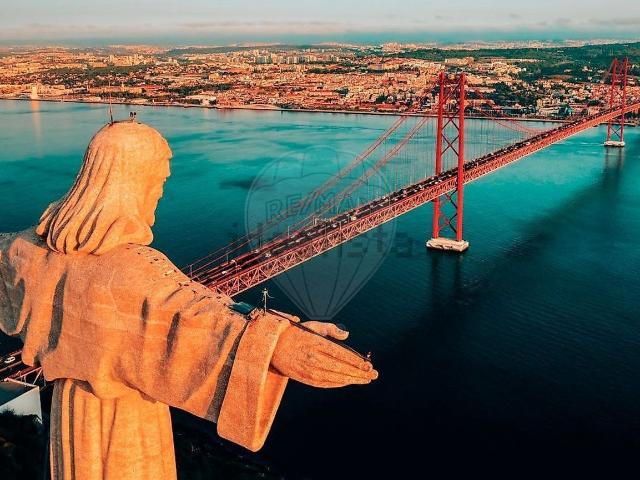Prédio, Almada Cova da Piedade Pragal Cacilhas