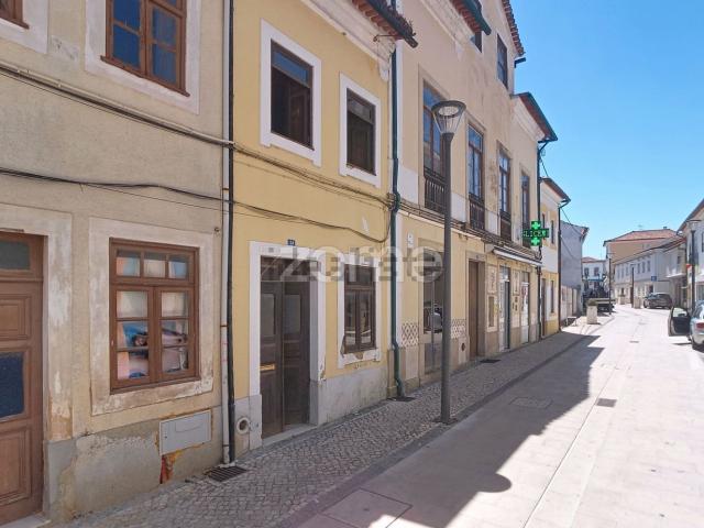 Prédio, Arcos e Mogofores