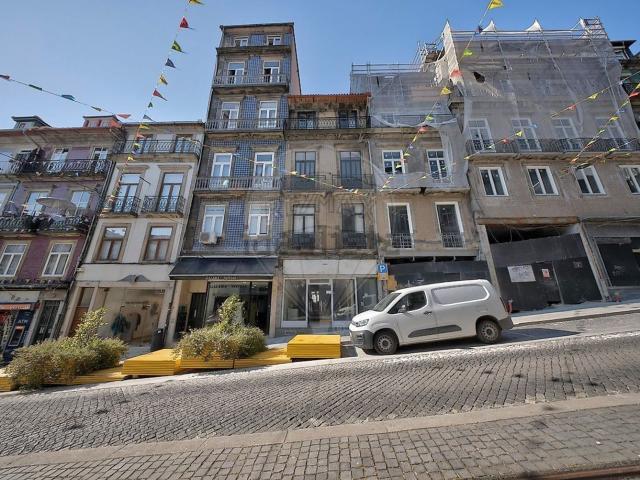 Prédio, Batalha Poveiros, Cedofeita Santo Ildefonso Sé Miragaia São Nicolau Vitória