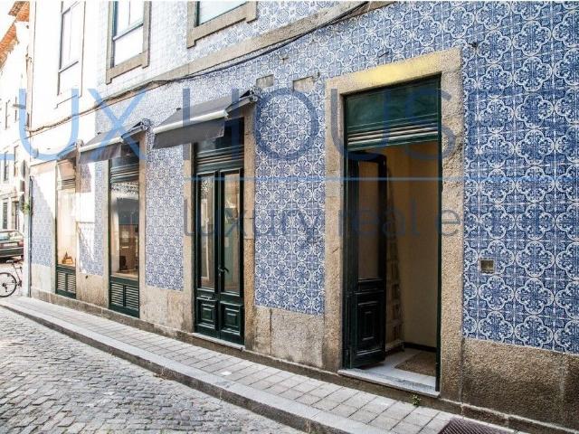 Prédio Baixa do Porto*AL + Loja Pão Quente