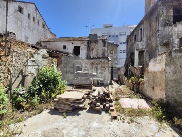 Prédio, Barreiro e Lavradio