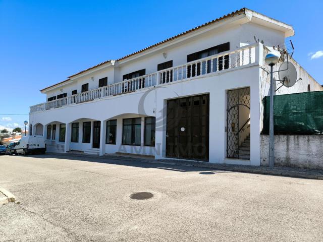 Prédio c/5 frações em Aljezur
