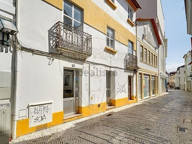 Prédio, Glória e Vera Cruz