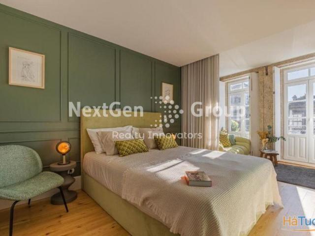 Prédio GuestHouse no Centro Histórico do Porto, a 150 metros da Torre dos Clérigos | 26084060265