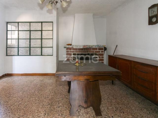 Prédio de 4 pisos com Garagem na Zona Histórica de Arganil