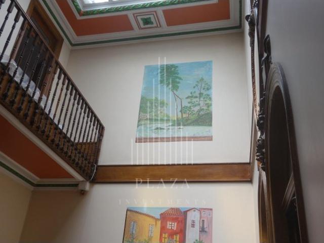 Prédio de Traça Portuense do Início do Século XX Bairro das Artes | Palácio de Cristal