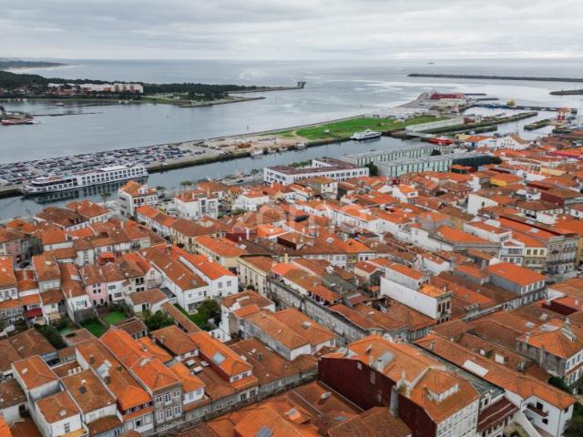 Prédio de Uso Misto no Centro Histórico de Viana do Castelo