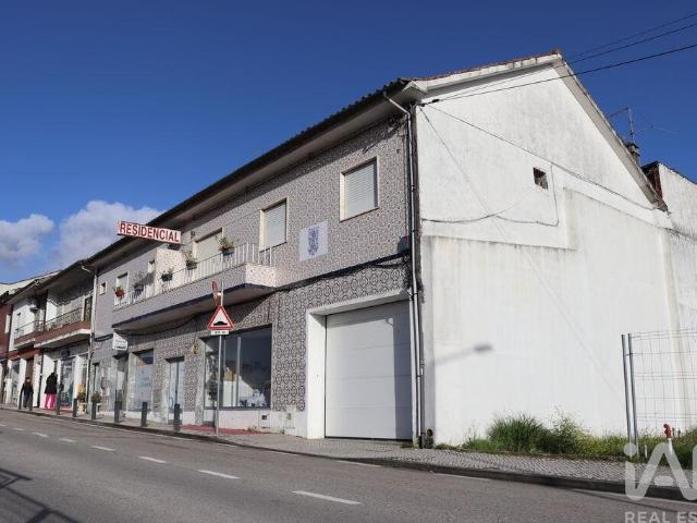 Prédio em Condeixa a Velha e Condeixa a Nova de 766 m²