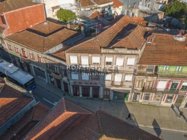 Prédio em Campanhã