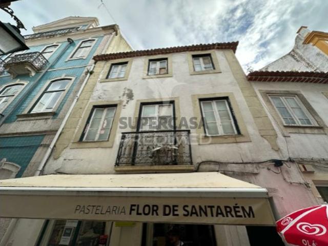 Prédio em Cidade de Santarém